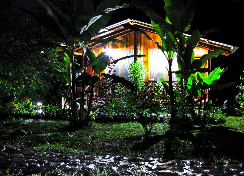 Oro Y Luna Lodge Carlos Julio Arosemena Tola Dış mekan fotoğraf